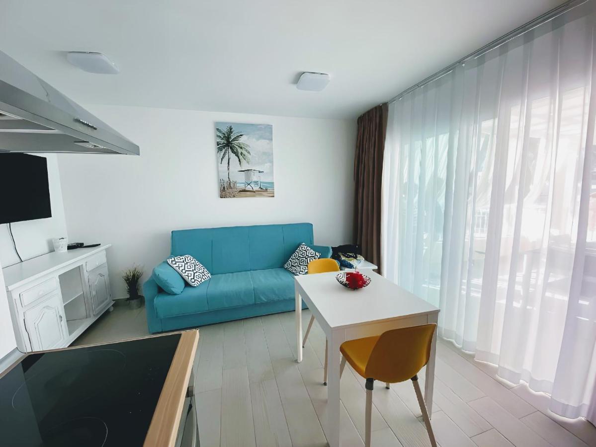 Apartamento Red Hibiscus Corralejo Irent Fuerteventura Exterior foto